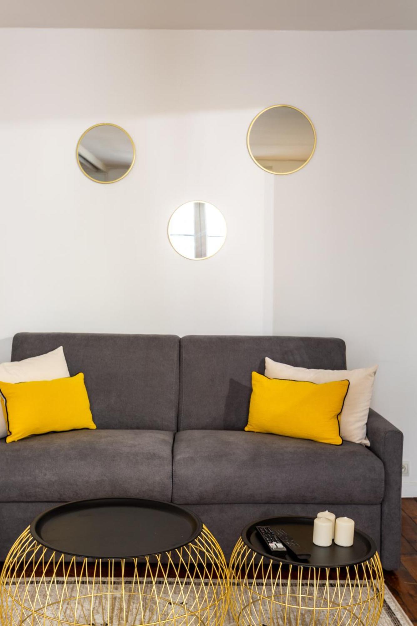 The Heart Of The Marais Apartment Париж Екстериор снимка