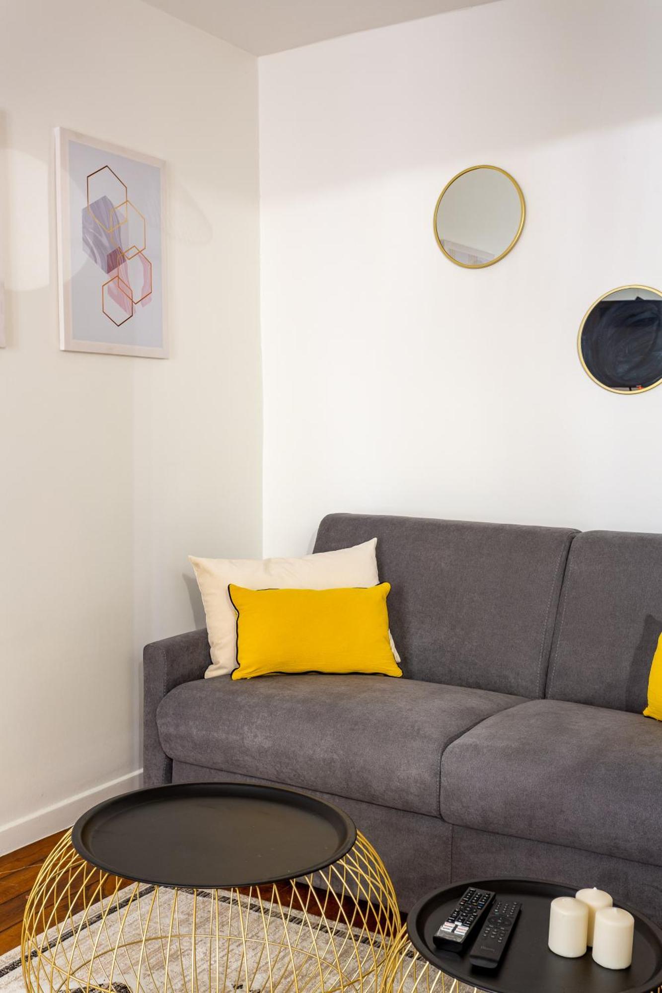 The Heart Of The Marais Apartment Париж Екстериор снимка