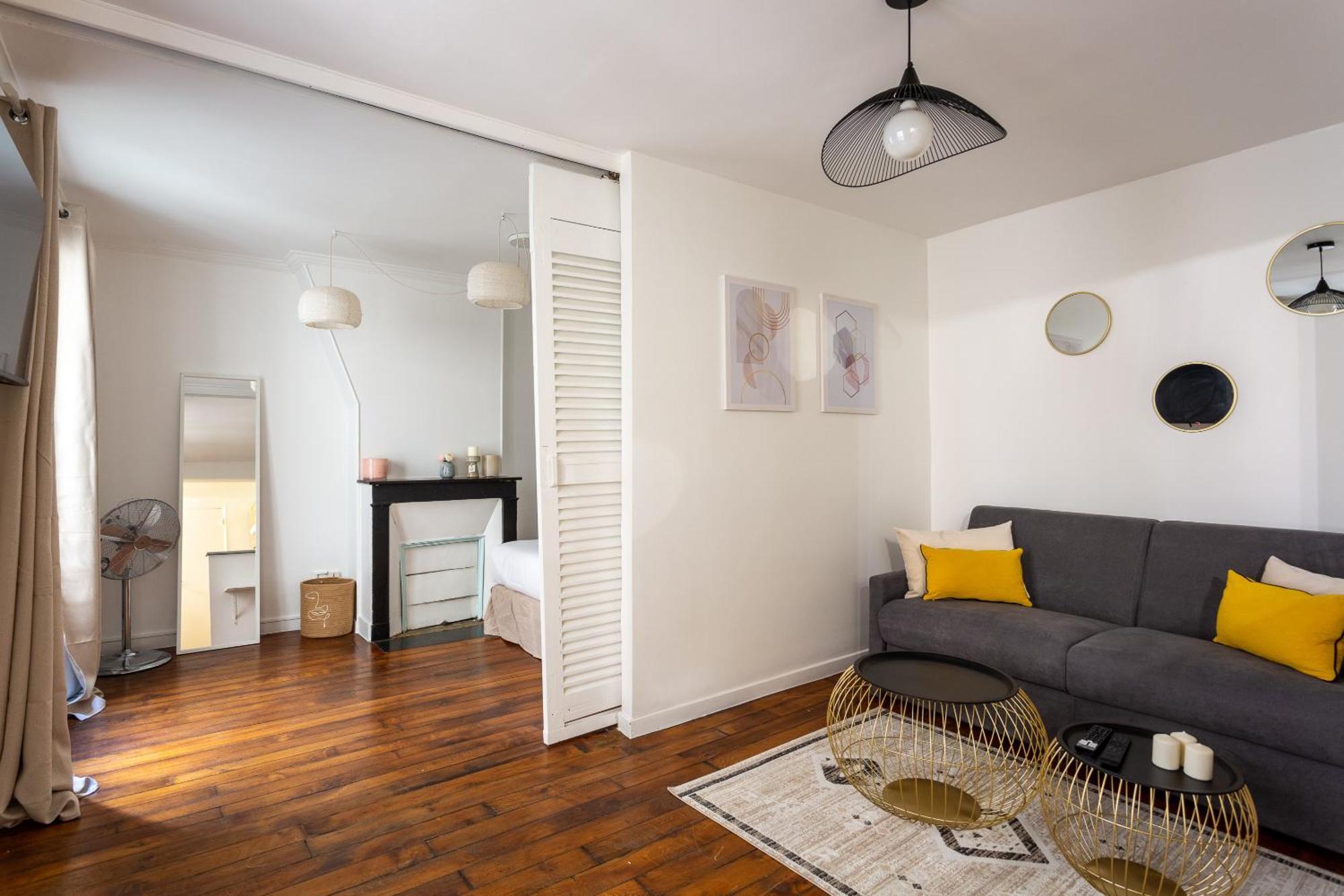 The Heart Of The Marais Apartment Париж Екстериор снимка